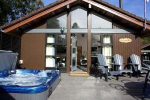 Sân trong/khu vực ngoài trời tại Ardeonaig Rock +7 ảnh