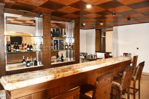 Lounge nebo bar v ubytování The Village Courtyard Hotel