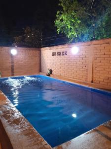 Swimmingpoolen hos eller tæt på Doras Home