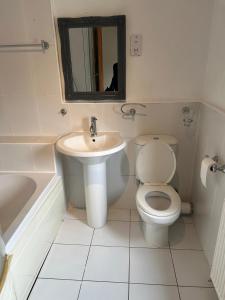 Koupelna v ubytování Cozy & Comfy Apartments Dundee