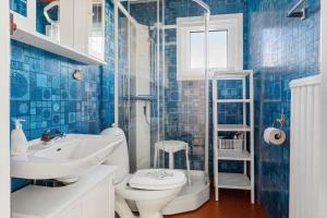 Koupelna v ubytování HAL599-Falkenberg-Villavaegen-9 + 13 fotografií