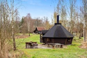 Budova, kde se prázdninový dům nachází + 18 fotografií