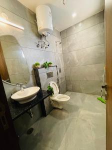 Et badeværelse på Nook By The Valley + 22 billeder