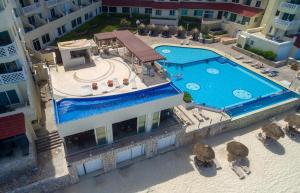 Πισίνα στο ή κοντά στο Suite Sol