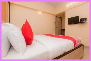 Et tv og/eller underholdning på Hotel Golden Sky Premium