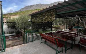 Nespecifikovaný výhled na hory nebo výhled na hory při pohledu z apartmánu