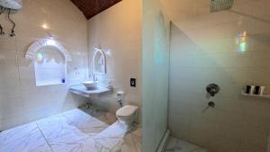 Et badeværelse på Saray ElOmda Wellness - Retreat Village + 23 billeder