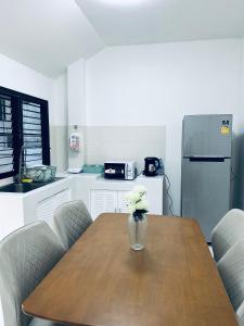 Nhà bếp/bếp nhỏ tại B House