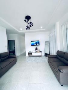 TV/trung tâm giải trí tại B House