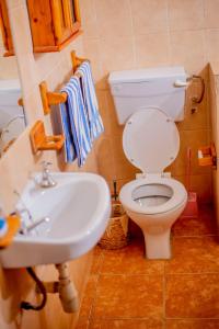 Et badeværelse på The Bay Cottage 4BR Retreat in Cape Maclear