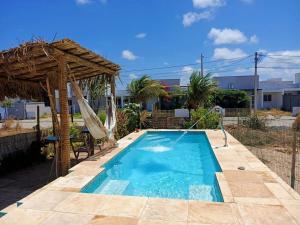 Swimmingpoolen hos eller tæt på Paraíso em Aquiraz - Paz, Sol e Mar ao seu Alcance