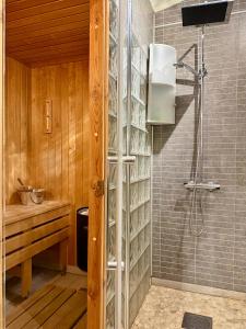 Koupelna v ubytování Lilleeid Lodge + 43 fotografií