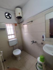 Ένα μπάνιο στο Hotel Ganapati Bhawan