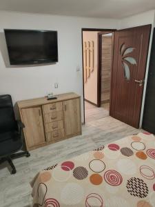 Et tv og/eller underholdning på Casa Razu G2