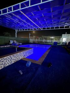 Bazén v ubytování Karam rak farm nebo v jeho okolí