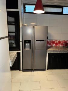 Η κουζίνα ή μικρή κουζίνα στο Ideal appartement CAN2025 Grand Stade Rabat