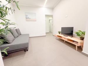 Μια τηλεόραση ή/και κέντρο ψυχαγωγίας στο Stupendo appartamento a 20mt dal mare