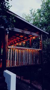 Budova, kde se chata nachází