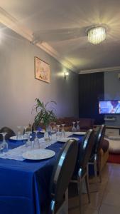 TV a/nebo společenská místnost v ubytování Résidence Hôtelière l'Océane