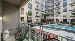 Swimmingpoolen hos eller tæt på Landing Apartments - Raleigh