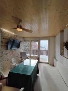 Et tv og/eller underholdning på BULGARIA LUXURY con parking