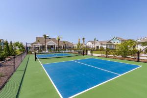 Tennis- og/eller squashfaciliteter på Landing Apartments - Port Wentworth eller i nærheden