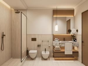 フィレンツェにあるPalazzo Firenze by Baglioni Hotels & Resortsのトイレと洗面台のあるバスルーム +41枚の写真