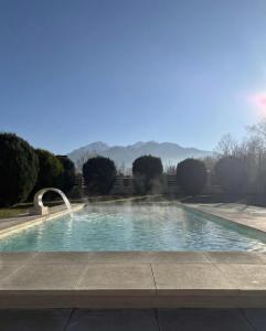 Bazén v ubytování Casa Csiki nebo v jeho okolí