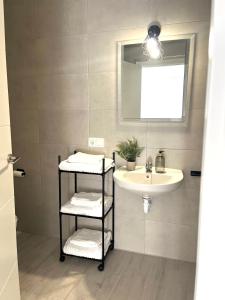 Et badeværelse på Señorón & Requesón + 23 billeder