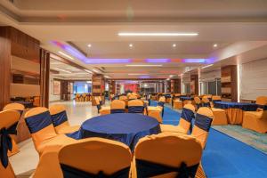 Posezení v ubytování Oasis Inn + 77 fotografií