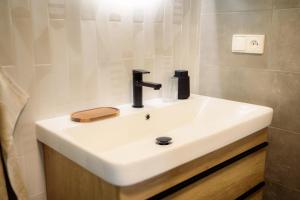 Ένα μπάνιο στο Apartmán Pod Trámy +6 φωτογραφίες