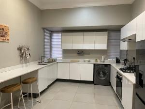 Fotografie z fotogalerie ubytování Place On Oak unit 2 v destinaci Bulawayo