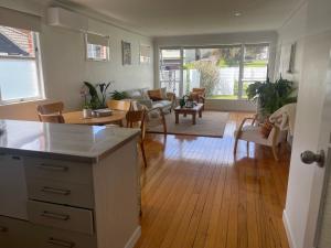 Billede fra billedgalleriet på Mount Beach house i Mount Maunganui