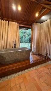 Et badeværelse på Hotel Fazenda Igarapés