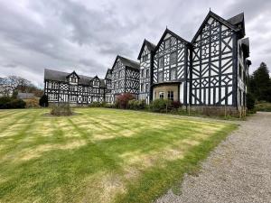 Bygningen som feriehuset ligger i