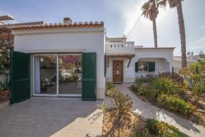 Bygningen som villaen ligger i