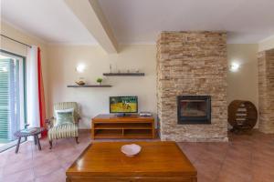 Photo de la galerie de l'établissement D07 - Torraltinha Villa in Lagos, à Lagos 35 autres photos