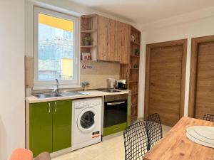 Nhà bếp/bếp nhỏ tại Center Apartments The Quiet Luxury 1