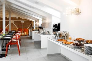 Jídlo v hotelu nebo okolí