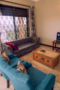 Χώρος καθιστικού στο Zaza Homes Kabalagala