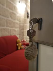 una chiave per una porta con un lucchetto di Tofus antiqua a Trapani