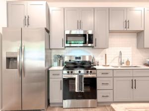 Køkken eller tekøkken på Cozy 1BR1B - Medical District - Love Field Airport