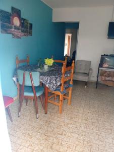 TV a/nebo společenská místnost v ubytování Lo de Susi