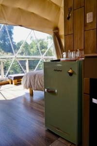 Køkken eller tekøkken på Glamping Domo Tinaja y Piscina Climatizada