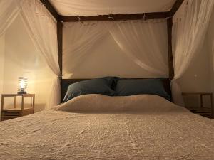 En eller flere senge i et værelse på habitation arrakis