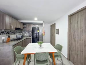 Køkken eller tekøkken på Apto moderno con AC y Excelente Ubicacion + 35 billeder