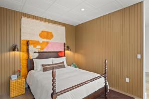 Postel nebo postele na pokoji v ubytování The Optimist Guesthouse | 1