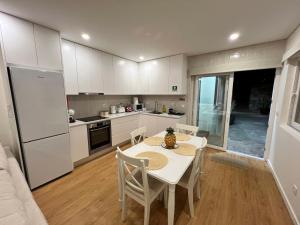 Kuchyň nebo kuchyňský kout v ubytování Casa da Comadre