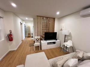 TV a/nebo společenská místnost v ubytování Casa da Comadre + 70 fotografií