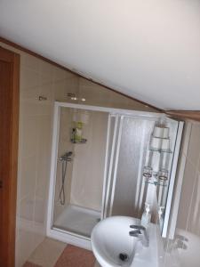 Koupelna v ubytování Fogar do Gabino